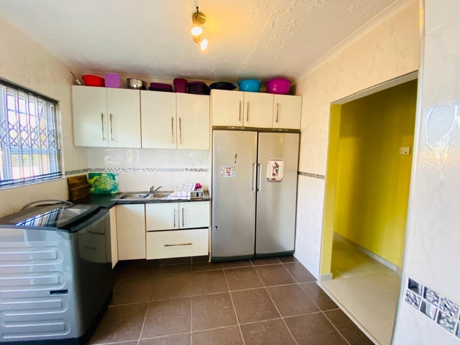 4 Bedroom Property for Sale in Rosedale Park Eastern Cape